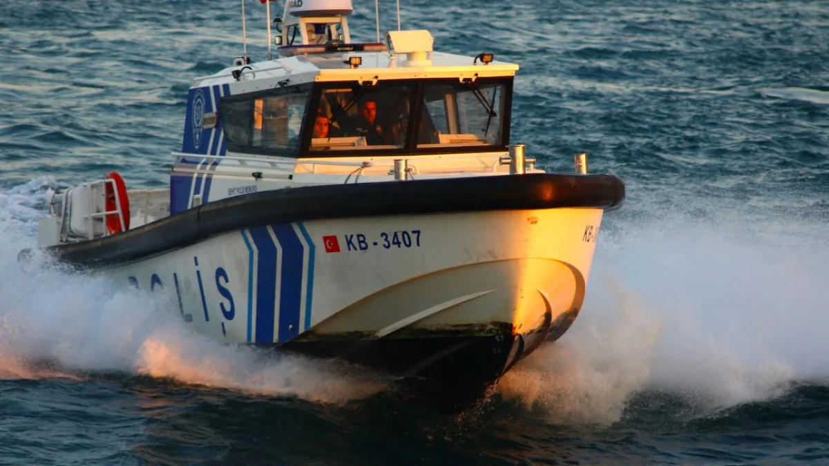 İzmir ve Muğla'da Göçmen Kaçakçılığına Yönelik Operasyon: 9 Organizatör Yakalandı