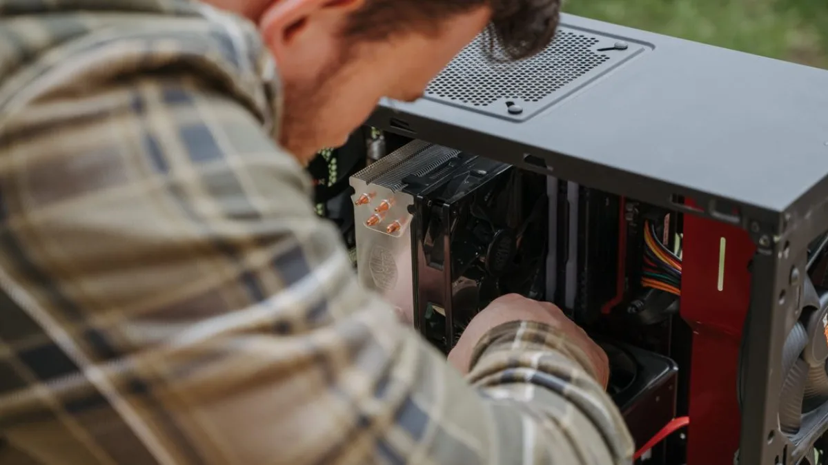 Microsoft, Yapay Zeka İçin 8GB RAM Destekli Cihazlar Üzerinde Çalışıyor