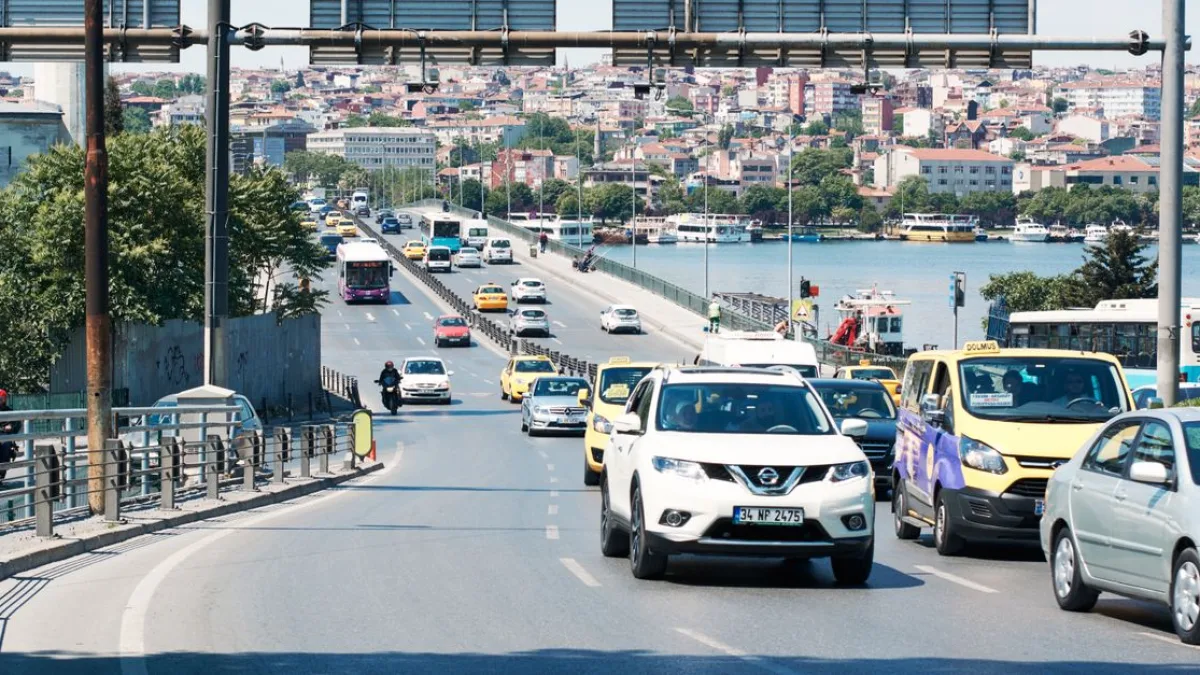 Trafikte tehditte bulunan sürücüye ceza kesildi