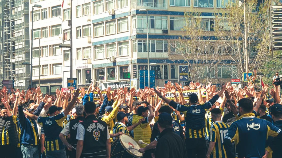 UltrAslan Taraftar Grubu Faaliyetlerini Durdurdu
